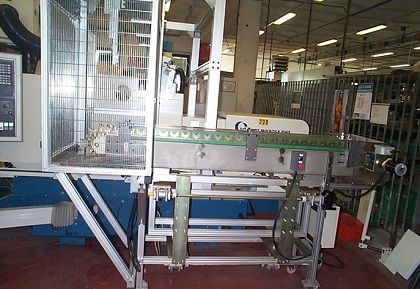 Feeder for grinding machine