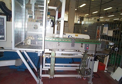 Feeder for grinding machine